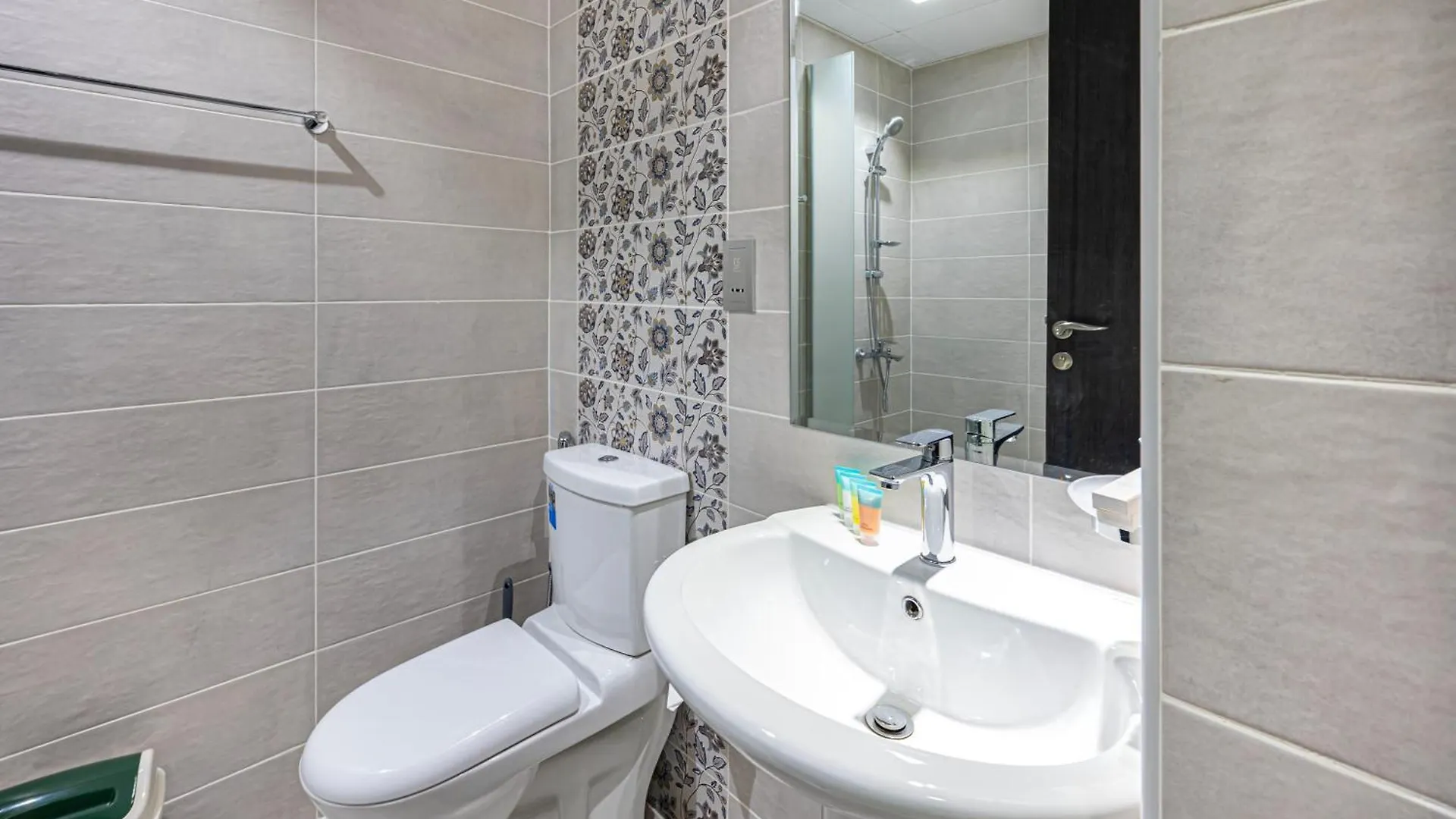 Trendy Studio Getaway In Dubailand'S Best Distric 0*, Dubai