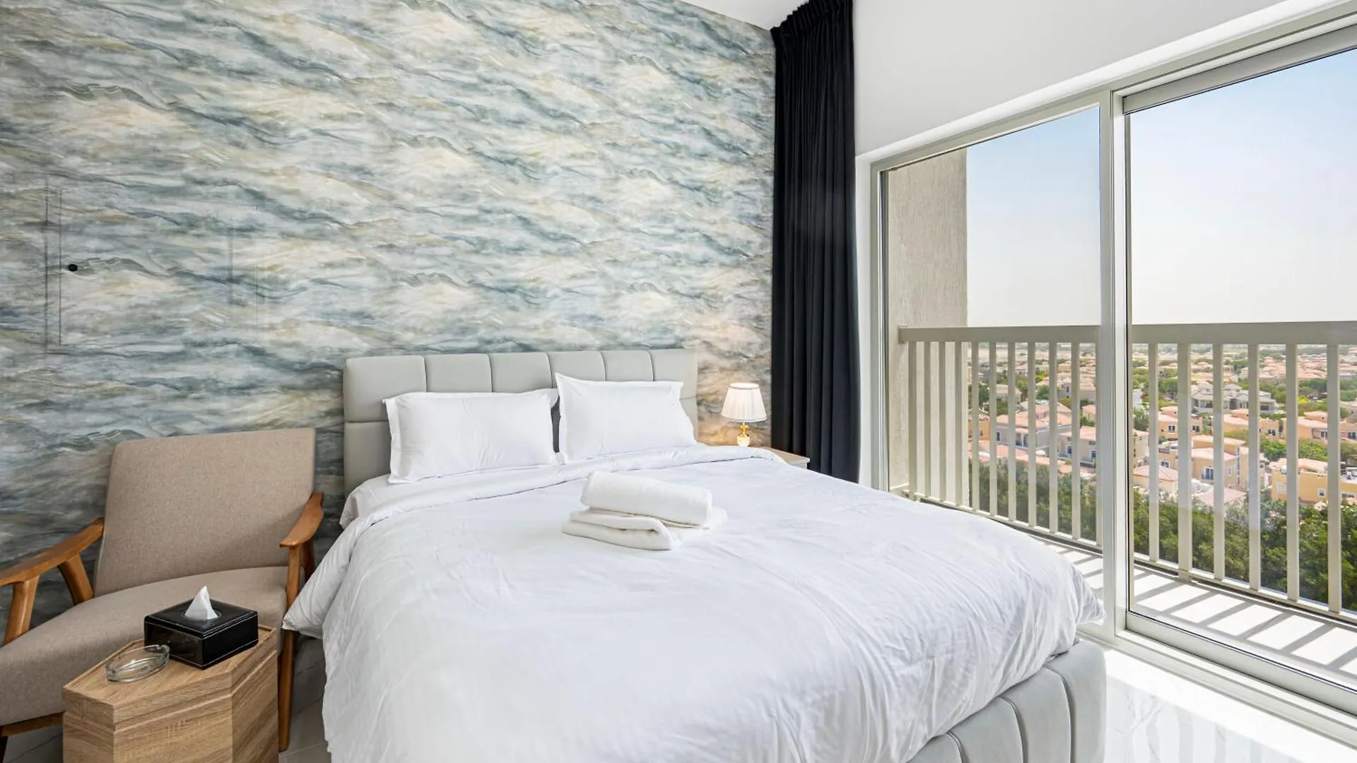 Trendy Studio Getaway In Dubailand\'S Best Distric location